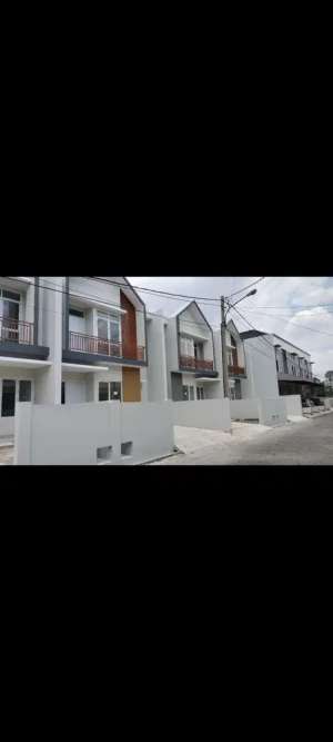 Rumah Lokasi Terbaik Di Pusat Kota Bogor, Tanah Baru Bogor Utara Dekat Ke Kebun RayaExit Tol Jl Assogiri lokasi di Bogor Utara - Kota, tersedia melalui melalui situs Olx