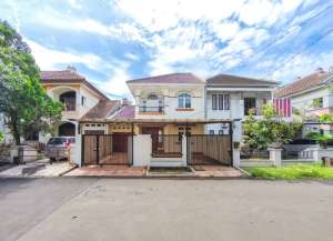 Rumah LT 220 SHM 9 menit ke RS.Permata Pamulang Dibantu KPR J-38019 lokasi di pamulang, tersedia melalui melalui situs Lamudi