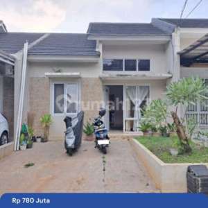 Rumah LT 90 di Depok 10 Menit ke RS dan Faskes SHM Hadap Utara J38338 , tersedia melalui melalui situs Rumah123