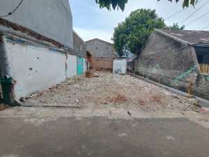 Rumah Luas strategis bebas banjir ,seberang Mcdonal Cipayung Jakarta timur lokasi di Bambu Apus, tersedia melalui melalui situs Olx