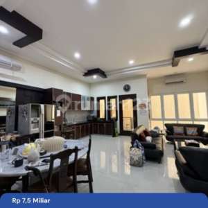 Rumah Manyar Permai Pik 7x25 Full Renov Siap Huni Shm , tersedia melalui melalui situs Rumah123