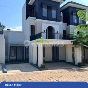 Rumah Mewah 3 Lantai Telaga Bodas Jatingaleh Gajah Mungkur Semarang , tersedia melalui melalui situs Rumah123