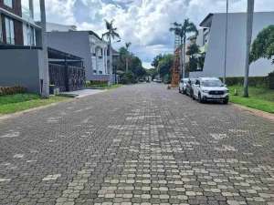 Rumah Mewah 4 Lantai Full Furnished Ada Kolam Renang Villa Artha Gading lokasi di Kelapa Gading, tersedia melalui melalui situs Olx