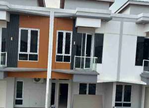 Rumah mewah berkualitas lokasi di ",
          price: `1200000000`,
          currency: `IDR`
    };


    let pageData = {
        viewPhoneModalField: , tersedia melalui melalui situs Lamudi