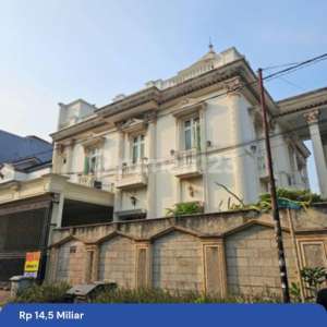 Rumah Mewah Besar Siap Huni di Perumahan Pulomas , tersedia melalui melalui situs Rumah123