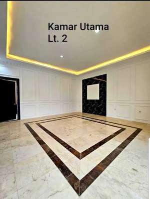 Rumah Mewah Dan Luas Dalam Town House Eksklusive Ciganjur Jagakarsa lokasi di Jagakarsa, tersedia melalui melalui situs Olx