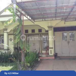 Rumah Mewah Dekat Pusat Kota Ada Kebun Dan Kolam Di Kota Sukabumi , tersedia melalui melalui situs Rumah123