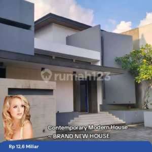 Rumah Mewah Di Emerald Cove Gading Serpong , tersedia melalui melalui situs Rumah123