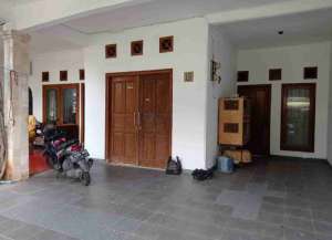 RUMAH MEWAH DI KOMPLEK ABADI DUREN SAWIT lokasi di ",
          price: `2850000000`,
          currency: `IDR`
    };


    let pageData = {
        viewPhoneModalField: , tersedia melalui melalui situs Lamudi