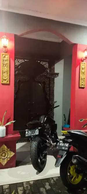 Rumah mewah di Mekar Indah Siap. huni, lega ada balkon. Depan belakang lokasi di Cikarang Utara, tersedia melalui melalui situs Olx