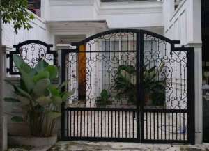 Rumah mewah harga murah lokasi di Cikoneng Bojongsoang lokasi di bojongsari-1, tersedia melalui melalui situs Lamudi