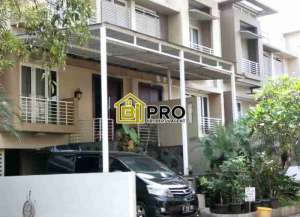 Rumah Mewah Jual Sewa di Residence di Jati padang Pasar Minggu, Jakarta Selatan lokasi di ",
          price: `5200000000`,
          currency: `IDR`
    };


    let pageData = {
        viewPhoneModalField: , tersedia melalui melalui situs Lamudi