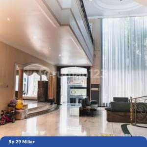 Rumah Mewah Megah di Mayang Permai PIK Full Furnished , tersedia melalui melalui situs Rumah123