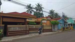 Rumah Mewah Megah pinggir jalan utama Sokaraja Banyumas lokasi di Sokaraja, tersedia melalui melalui situs Olx