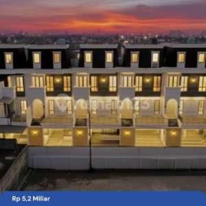 Rumah Mewah Murah 4 Lantai Di Pejaten Jakartaselatan Private Lift , tersedia melalui melalui situs Rumah123