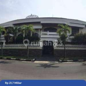 Rumah Mewah Selangkah Ke Tengah Kota Surabaya Di Kertajaya Indah , tersedia melalui melalui situs Rumah123