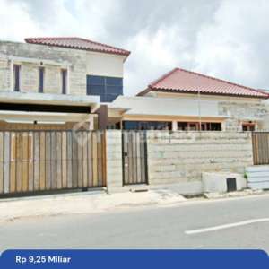 Rumah Mewah Siap Huni Di Rawamangun Jakarta Timur , tersedia melalui melalui situs Rumah123