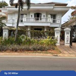 Rumah Mewah Taman Golf Lippo Karawaci , Lokasi Premium , Siap Huni Dan Lingkungan Asri Rumah SHM di Jl. Taman Golf 370, Bencongan, Kelapa Dua, Tangerang, Banten, Indonesia, 15810, Lippo Karawaci , tersedia melalui melalui situs Rumah123