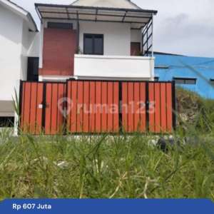 Rumah Mewah Tapi Terjangkau Rumah 2 Lantai Di Wintergreen Cluster Bandung Utara , tersedia melalui melalui situs Rumah123