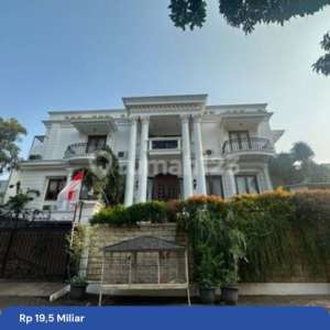 Rumah Mewah Villa Gading Indah Kelapa Gading , LT 433 m2, Semi furnished , tersedia melalui melalui situs Rumah123