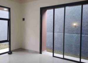 Rumah mezzanine cluster di Bojonggede Bogor murah KPR strategis 15 menit ke stasiun Bojong gede dan stasiun BORR lokasi di ",
          price: `389000000`,
          currency: `IDR`
    };


    let pageData = {
        viewPhoneModalField: , tersedia melalui melalui situs Lamudi