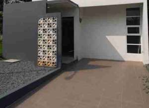 Rumah mezzanine cluster Siap huni 3 kamar tidur murah di Tajur halang Bogor KPR strategis 3 menit ke pasar IKOPIN , stasiun dan pintu tol Bojong gede Bogor lokasi di ",
          price: `450000000`,
          currency: `IDR`
    };


    let pageData = {
        viewPhoneModalField: , tersedia melalui melalui situs Lamudi