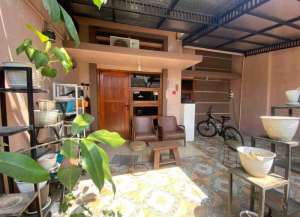 Rumah Minimalis Dalam Komplek Nyaman One Gate System Cisaranten Arcamanik Kota Bandung lokasi di ",
          price: `650000000`,
          currency: `IDR`
    };


    let pageData = {
        viewPhoneModalField: , tersedia melalui melalui situs Lamudi