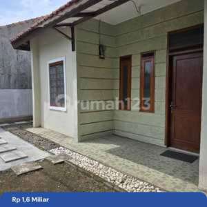 RUMAH MINIMALIS NYAMAN TERAWAT SIAP HUNI DI TAMAN KOPO INDAH 2 TKI2 BANDUNG , tersedia melalui melalui situs Rumah123