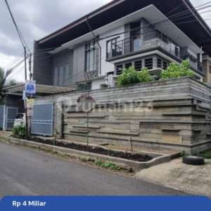 RUMAH MODERN MINIMALIS LEUWIANYAR , tersedia melalui melalui situs Rumah123