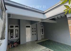 Rumah Murah Jababeka Mekar Indah Residence Unfurnished lokasi di ",
          price: `30000000`,
          currency: `IDR`
    };


    let pageData = {
        viewPhoneModalField: , tersedia melalui melalui situs Lamudi