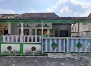 RUMAH MURAH, STRATEGIS, 11 MENIT KE SMP PANGUDI LUHUR JOGJA lokasi di depok-2, tersedia melalui melalui situs Lamudi