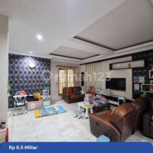 Rumah Pik1 Manyar Permai 9x20 Semi Furnish,3 Lantai,utara , tersedia melalui melalui situs Rumah123