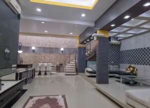 Rumah Royal Gading Mansion, Kelapa Gading lokasi di ",
          price: `5900000000`,
          currency: `IDR`
    };


    let pageData = {
        viewPhoneModalField: , tersedia melalui melalui situs Lamudi