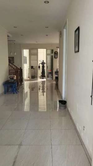 Rumah San Diego Pakuwon City dekat San Antonio Long Beach Palm Beach lokasi di Mulyorejo, tersedia melalui melalui situs Olx