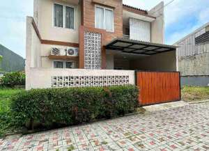 Rumah Second TAPI Mewah Tapi MurahSTRATEGIS Harga NEGO lokasi di pondok-melati, tersedia melalui melalui situs Lamudi