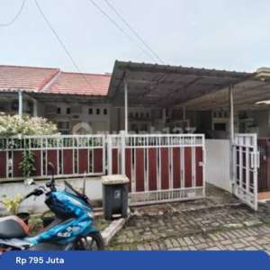 Rumah Secondary Tanah Luas Dalam Komplek Siap Huni Dekat Tol Di Pondok Benda Pamulang , tersedia melalui melalui situs Rumah123