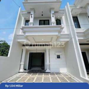 Rumah Selangkah Ke Jalan Juanda Dan Tol Margonda Di Sukmajaya , tersedia melalui melalui situs Rumah123