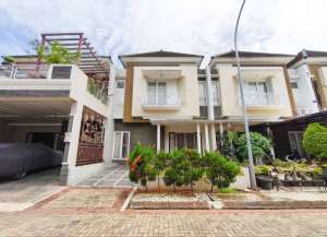 Rumah SHM 2 Lt Luas 6 menit ke Summarecon Mall Bekasi Siap KPR J-33519 lokasi di bekasi-timur, tersedia melalui melalui situs Lamudi