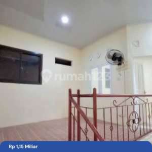 Rumah Siap Huni 2 Lantai Di Kalisari Jakarta Timur , tersedia melalui melalui situs Rumah123