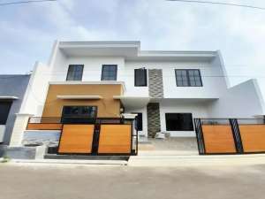 rumah siap huni dalam komplek kodau jatiwarna lokasi di Jatiwarna, tersedia melalui melalui situs Olx