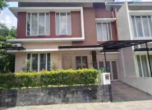 Rumah Siap Huni di Emerald Vieu Bintaro Sektor 7 lokasi di ciputat-2, tersedia melalui melalui situs Lamudi