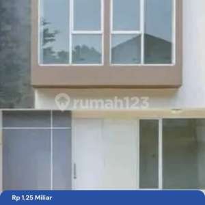 Rumah Siap Huni Rapi Cluster Fortune Terrace, Graha Raya Bintaro , tersedia melalui melalui situs Rumah123