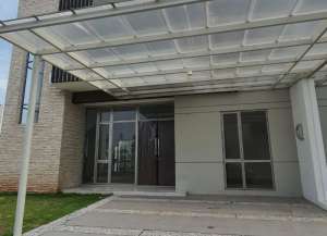 Rumah South Magenta PIK 2 10x15 41KT SHM Bisa KPR Cluster Danau lokasi di kosambi, tersedia melalui melalui situs Lamudi