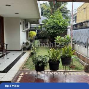 Rumah Super Strategis 500 meter Pondok indah Mall , tersedia melalui melalui situs Rumah123