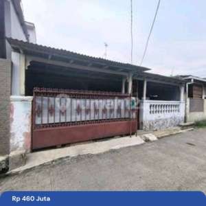 Rumah Tua Murah Banget Hitung Tanah Perumahan Irigasi Danita Bks , tersedia melalui melalui situs Rumah123