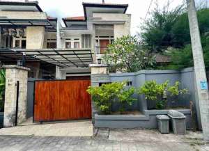 rumah tukad balian renon furnished lokasi strategis lingkungan tenang SHM IMB lokasi di ",
          price: `2900000000`,
          currency: `IDR`
    };


    let pageData = {
        viewPhoneModalField: , tersedia melalui melalui situs Lamudi
