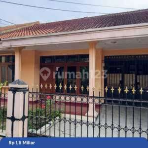 Sale Rumah Di Kompleks Nata Endah Siap Huni , tersedia melalui melalui situs Rumah123