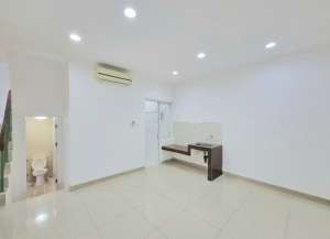 Samara Village Gading Serpong lokasi di ",
          price: `1575000000`,
          currency: `IDR`
    };


    let pageData = {
        viewPhoneModalField: , tersedia melalui melalui situs Lamudi