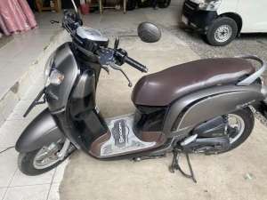 Jual bekas Scoopy 2017 bonus sandaranSiap Gas, Surat Komplit, tinggal pakai,lokasi di Kebon Jeruk