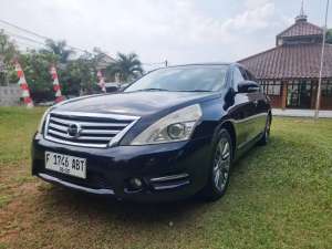 Jual bekas Sedan Mewah Harga LCGC Tampil KerenBerkelas dengan Modal Irit,lokasi di 